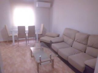 Piso en alquiler en Ciudad Jardín - Zoco en Córdoba