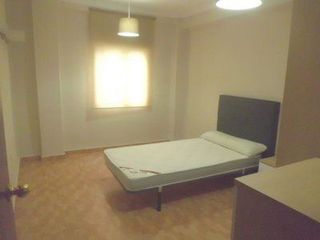 Piso en alquiler en Ciudad Jardín - Zoco en Córdoba