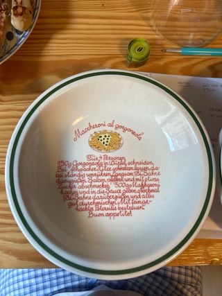 Plato hondo Spaghetti dell'orto ligure