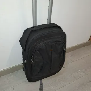 Mochila maleta pequeña con ruedas