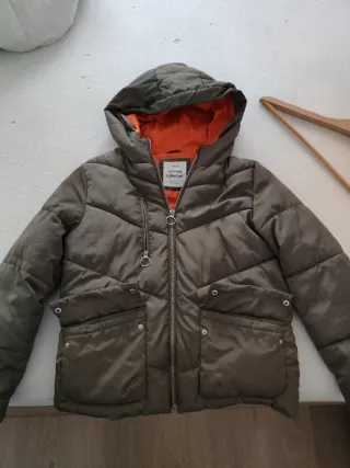 Abrigo Zara niña verde oliva size 11/12 cm 152