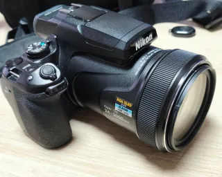 Nikon Coolpix P1000 + Accesorios