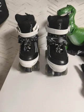 Patines niño bota MGYZM Talla M (35-38)