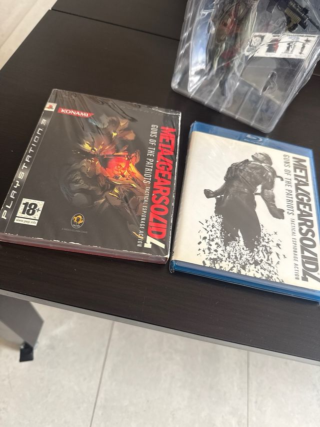 Metal Gear Solid 4 limited edition  PS3