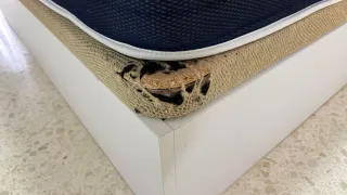 Canapé de tela negro y blanco