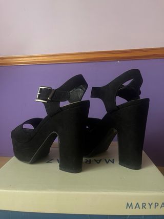 Zapatos de tacón plataforma negros