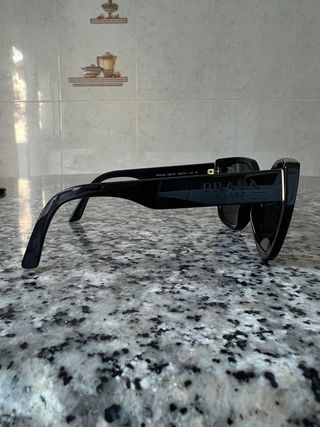 Gafas de sol PRADA 24XS mujer negras originales
