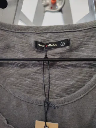 Camiseta Singular gris sin mangas talla 3