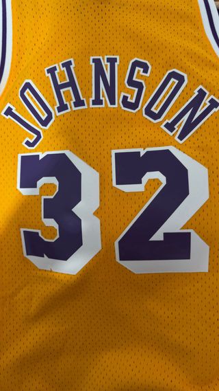 Camiseta L.A Lakers 32 Magic Johnson Mitchell&Ness