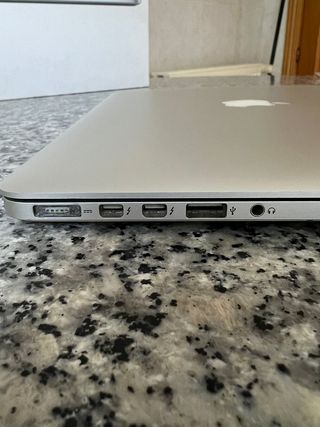 MacBook Pro Retina 15,4" (2012) – Caja Original