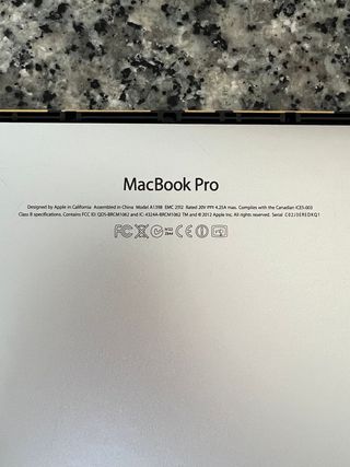 MacBook Pro Retina 15,4" (2012) – Caja Original