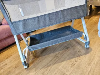 Minicuna colecho gris