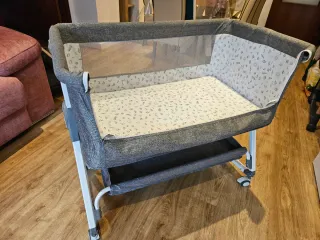 Minicuna colecho gris