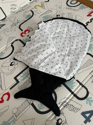 Saco bebé Baby Bites tiburón