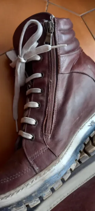 Scarpe in pelle marroni