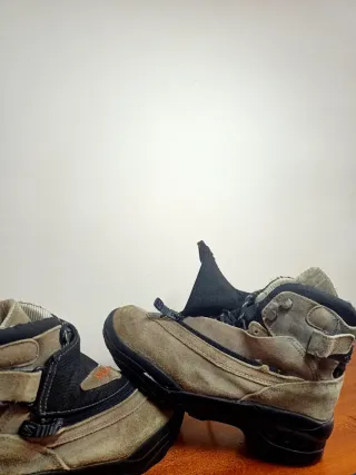 Botas Salomon Adventure 7