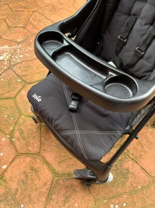 Carrito de paseo Joie negro