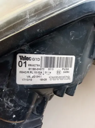 Faro delantero izquierdo