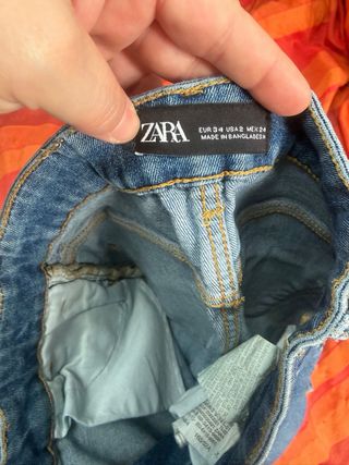 Vaqueros Zara Azules Desgastados