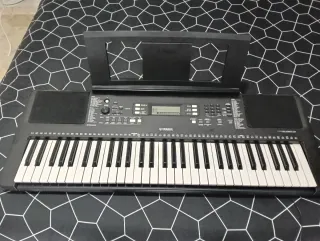 Teclado Yamaha E363