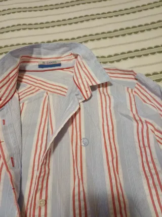 Camisa de rayas para mujer