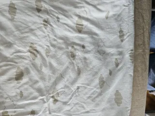 Sábanas IKEA blancas con puntos