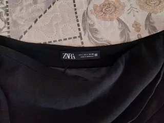 Falda-pantalón Zara negra
