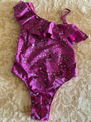 Bañador Talla S con volantes