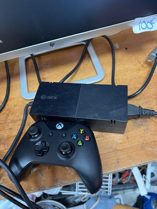 Xbox One Nera 780GB con Giochi e Controller