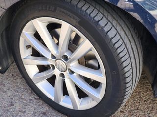 Volkswagen Passat 2011