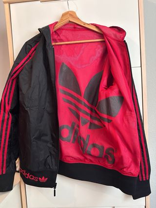 Cortavientos Adidas Negro y Rojo