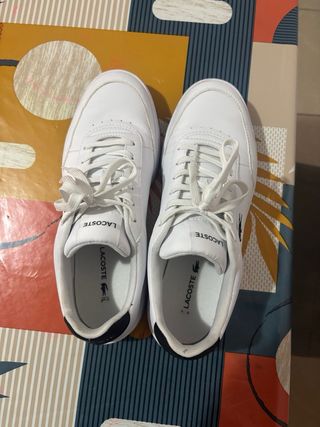 Zapatillas Lacoste Blancas y Negras