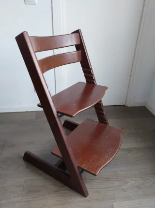 Silla evolutiva Stokke marrón