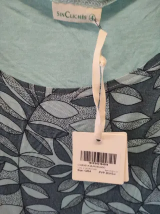 Camiseta Sin Clichés verde talla 4