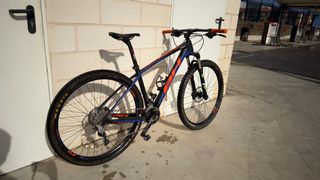 Bicicleta BH Ultimate RC Carbono 29