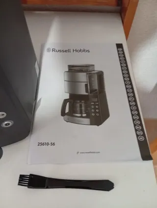 Cafetera Russell Hobbs con Molinillo