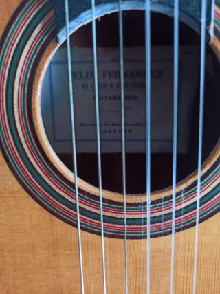 Guitarra Clásica Madera Natural Felix Fernández