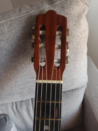 Guitarra Clásica Madera Natural Felix Fernández