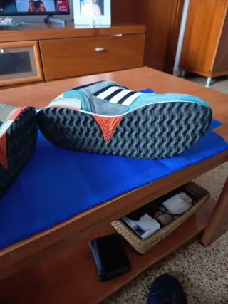 Zapatillas Adidas ZX 700 Azul Gris