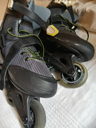 Patines Oxelo Talla 42 como nuevos y protecciones