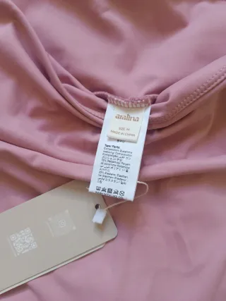 Conjunto deportivo rosa