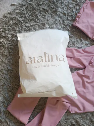 Conjunto deportivo rosa