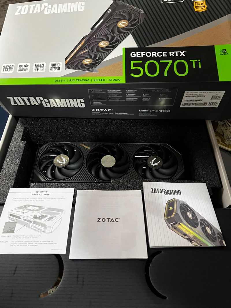 Zotac Gaming GeForce RTX 5070 Ti