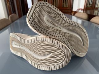 Zapatillas deportivas Pull and Bear grises sin uso