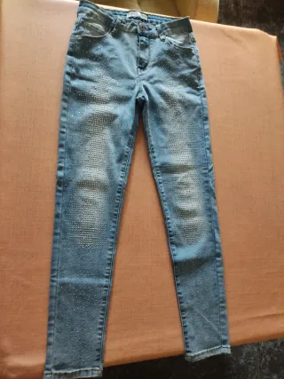 Pantalón vaquero Denim con pedrería
