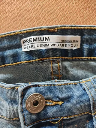 Pantalón vaquero Denim con pedrería