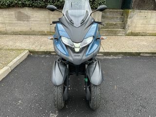 Yamaha Tricity 300 (año 2022)