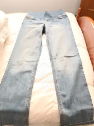 Ropa premamá negra y blanca