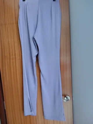 Traje de chaqueta lila satinado