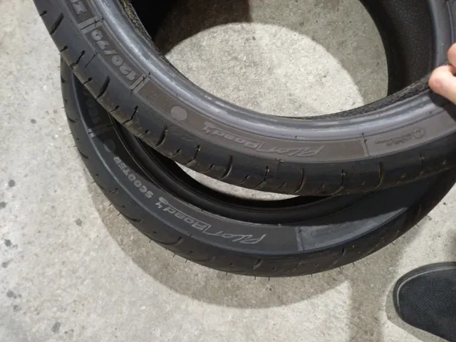 Juego Michelin Pilot Road 4 Trasero NUEVO